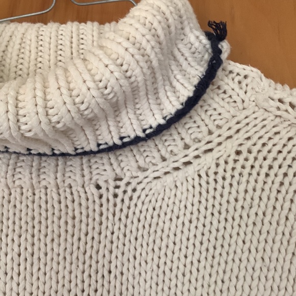 Vintage Tommy Hilfiger hand knit oversized sweater - Picture 6 of 10